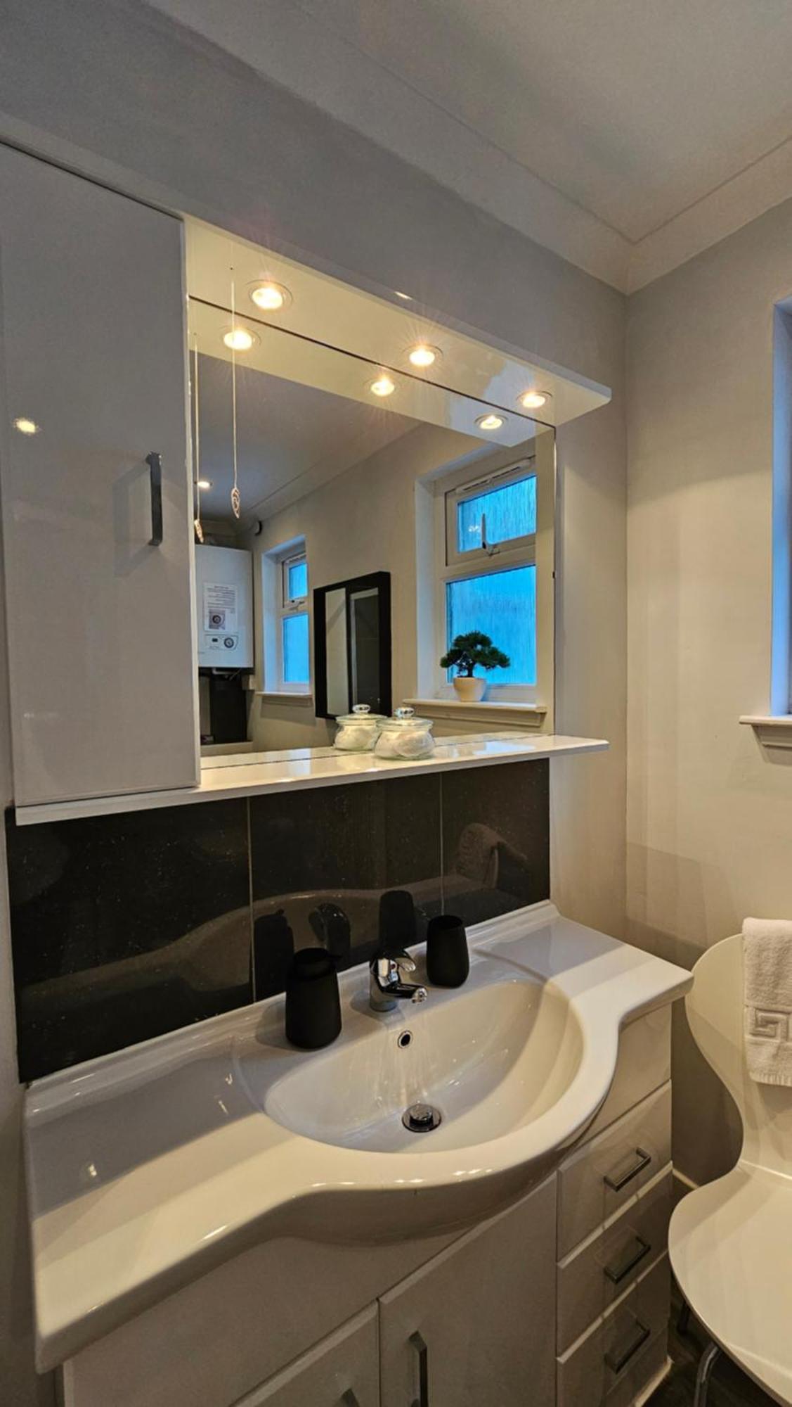 Ards House Self Catering Apartment With Sea Views 奥本 外观 照片